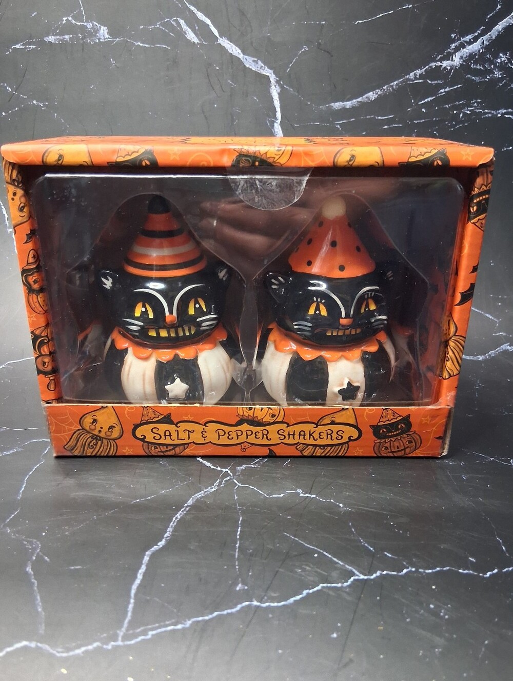 VTG Look Johanna Parker Black Cat Party Hat Pumpkin Ceramic Salt & Pepper Shaker